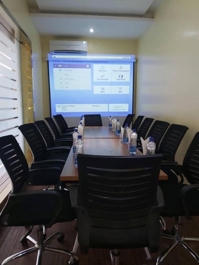 Joshesther Olive Hotel Икея Экстерьер фото