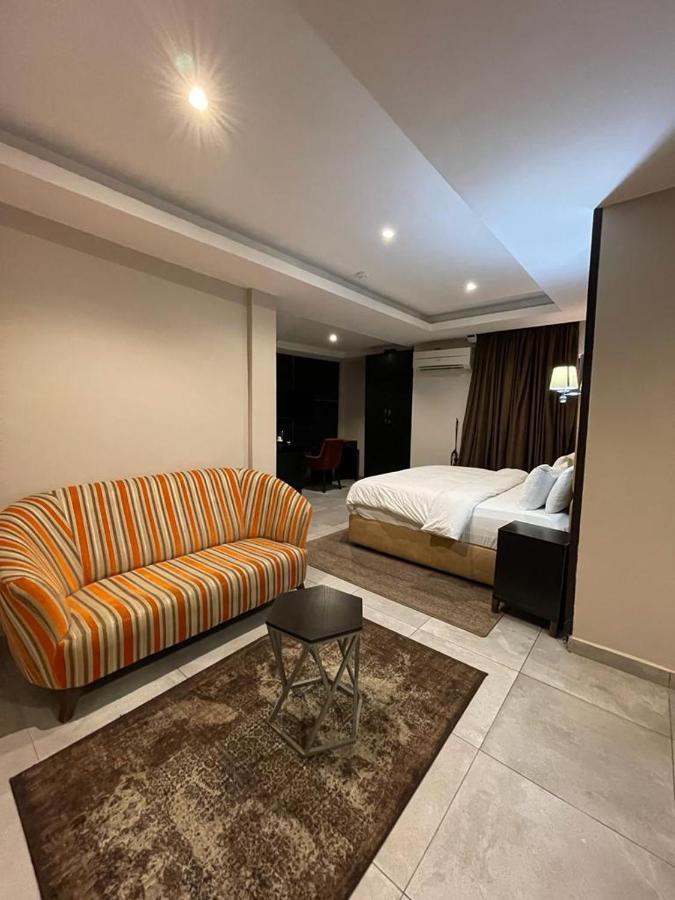 Joshesther Olive Hotel Икея Экстерьер фото