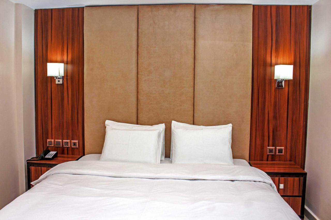 Joshesther Olive Hotel Икея Экстерьер фото
