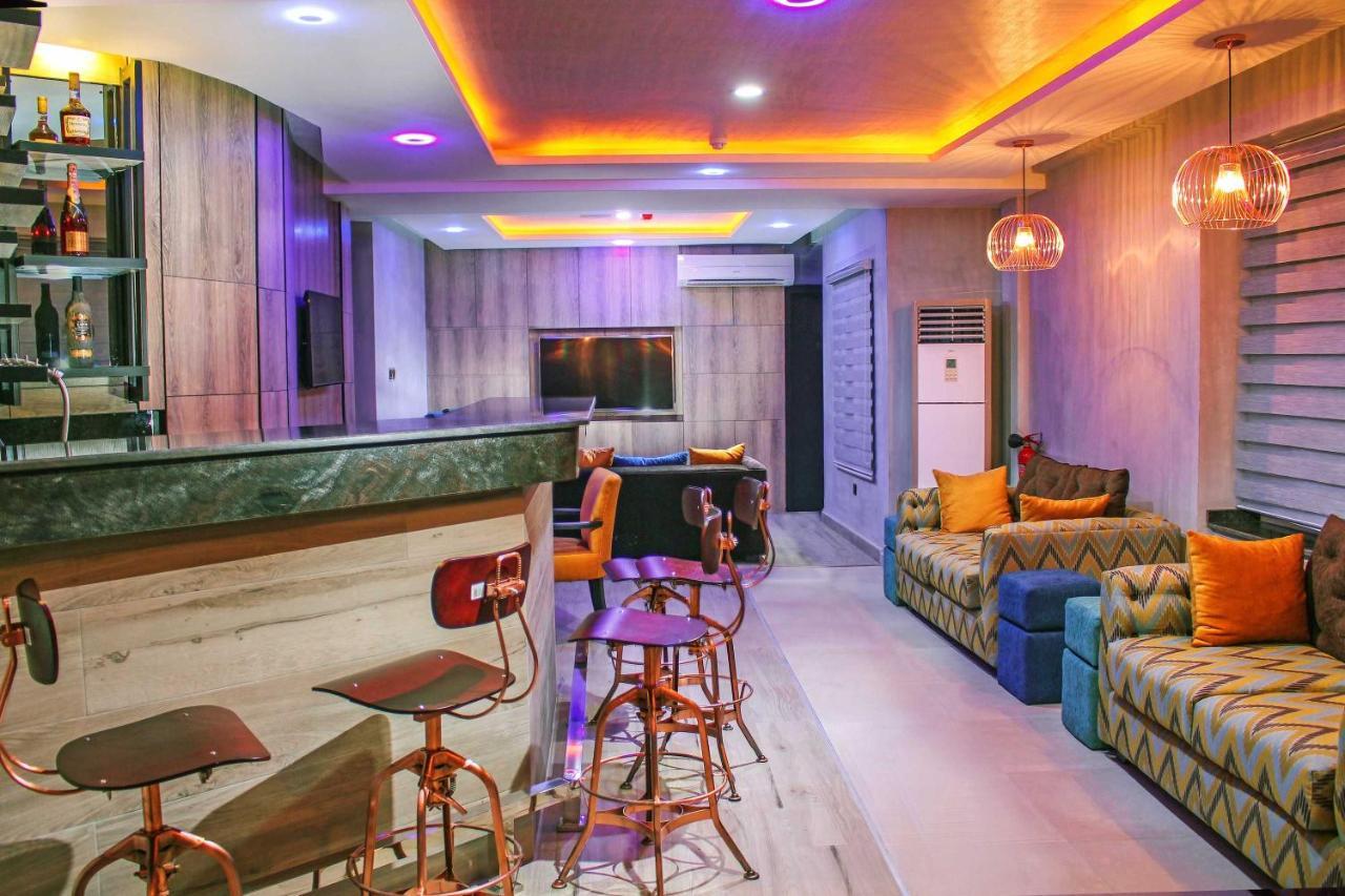 Joshesther Olive Hotel Икея Экстерьер фото