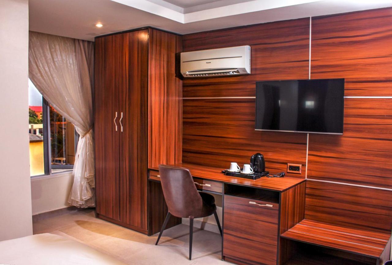 Joshesther Olive Hotel Икея Экстерьер фото